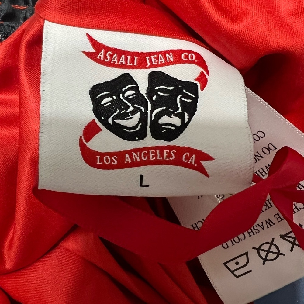 ASAALI jean co Los Ángeles Red Basketball Shorts - Picture 5 of 7